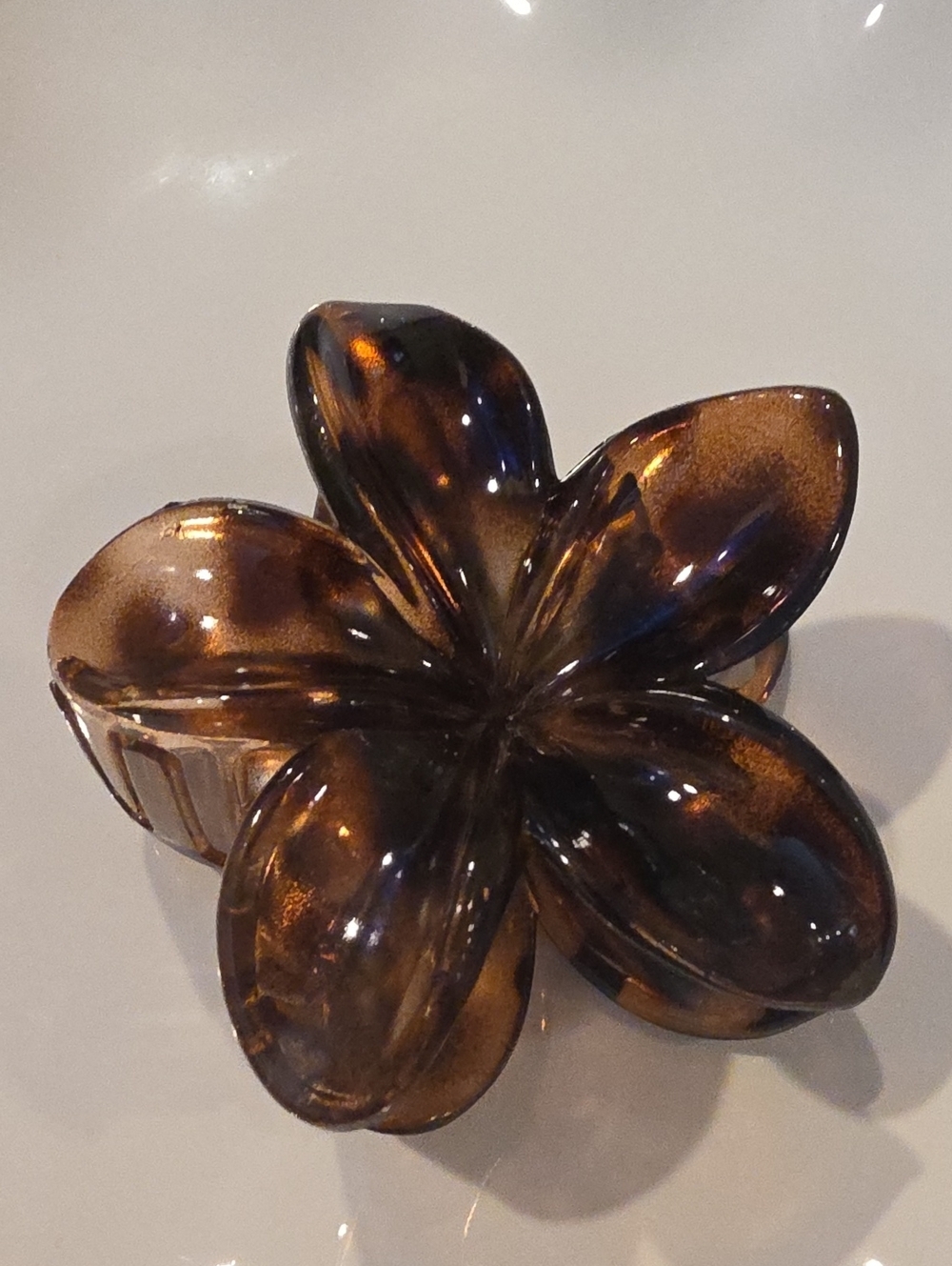 New! Brown Tortoise Flower Hair Claw Clip